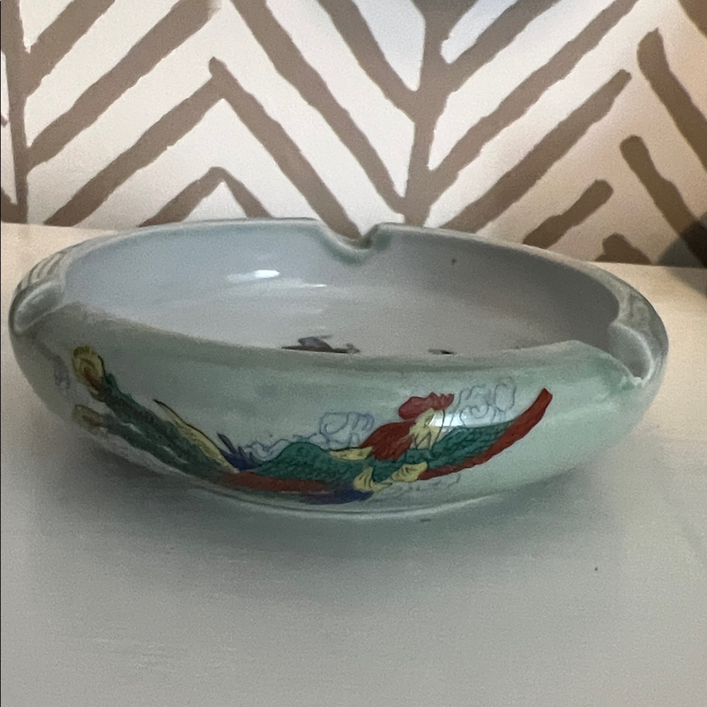 Vintage Ash Tray - Picture 4 of 4